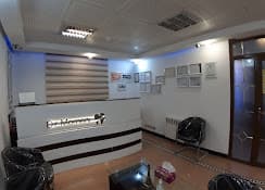 مرکز دندانپزشکی دکتر احسان مومنی اراک