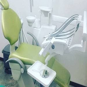 کلینیک دندانپزشکی مهراد اراک